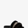 Alexis sandaler med fuskpäls och metallisk signaturlogotyp