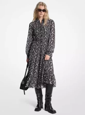 Blommig smockad Georgette-skjortklänning