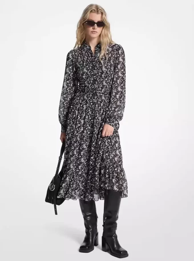 Blommig smockad Georgette-skjortklänning