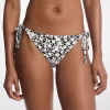 Blommigt tryckt triangelbikinitros Blommigt tryckt triangelbikinitros