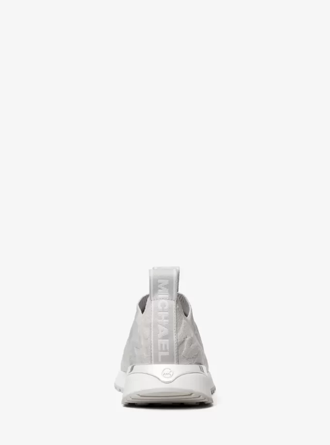 Bodie-logotyppräglad stretchstickad slip-on-sneaker