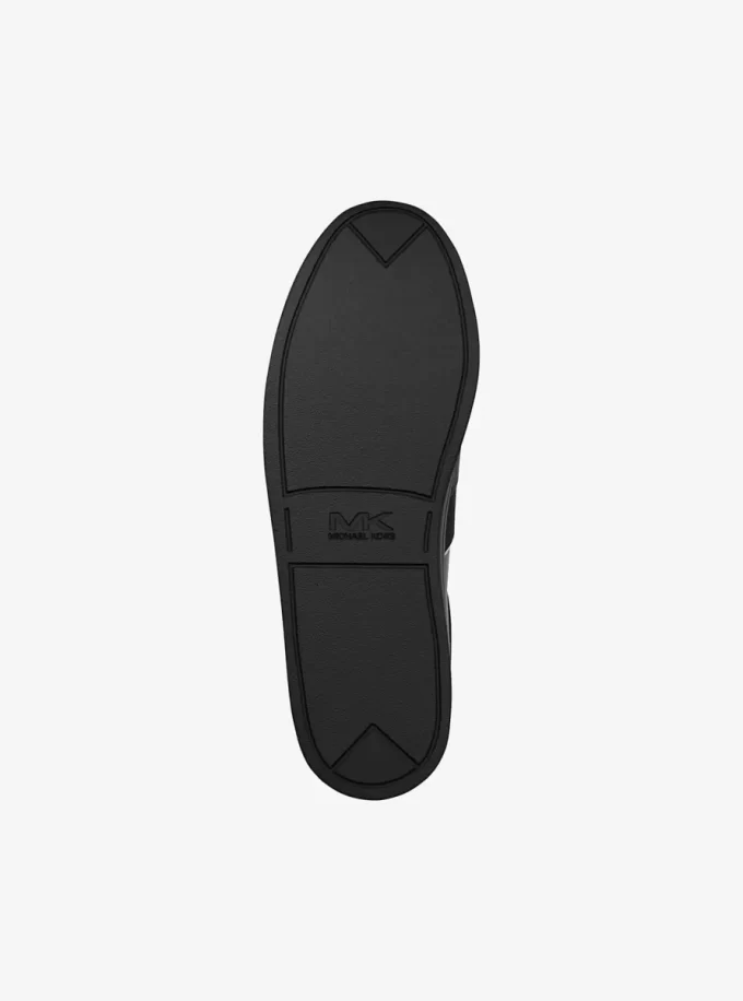 Brady Signature-logotyp och lädersneaker