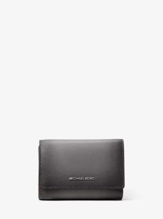 Bryant Medium Brunerat Läder Tri-Fold Plånbok