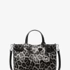 Carson Liten Leopardmönstrad Vadhårsväska Carson Liten Leopardmönstrad Vadhårsväska