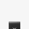 Carson Liten Plånbok i Läder med Pebble-motiv Carson Liten Plånbok i Läder med Pebble-motiv