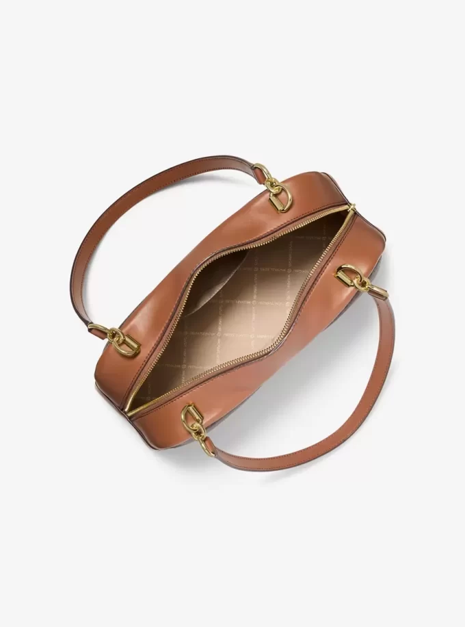 Cecily Medium Axelväska med Signaturlogotyp