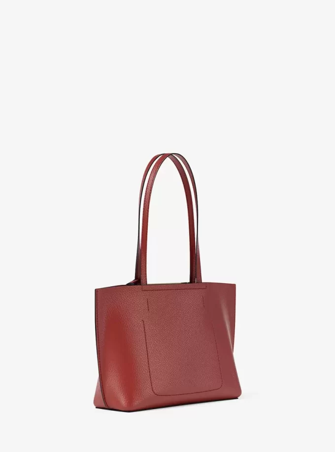 Evelyn Liten Toteväska