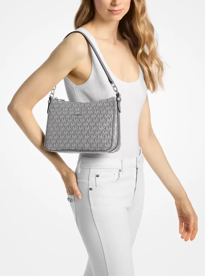 Jet Set Medium Signature Logo Print Vävd Pochette Axelremsväska