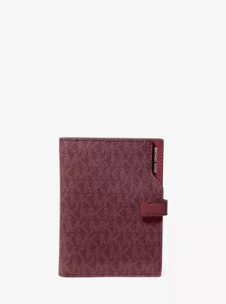 Jet Set Signature Logo Passport-plånbok