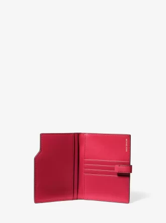 Jet Set Signature Logo Passport-plånbok
