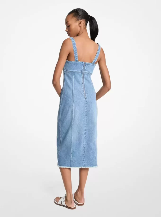 Midiklänning i sliten denim Midiklänning i sliten denim