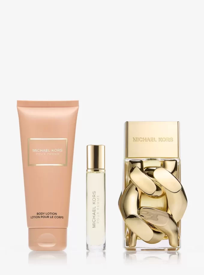 Pour Femme presentset med 4 delar