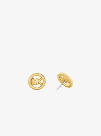 Små logotypörhängen med berlock