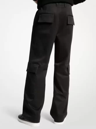Stretchiga bomullsbyxor med cargomönster