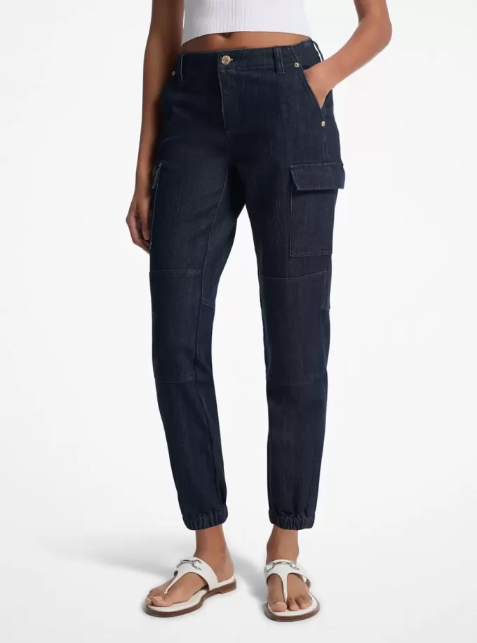 Tvättade stretchjeans i denim med cargomönster Tvättade stretchjeans i denim med cargomönster