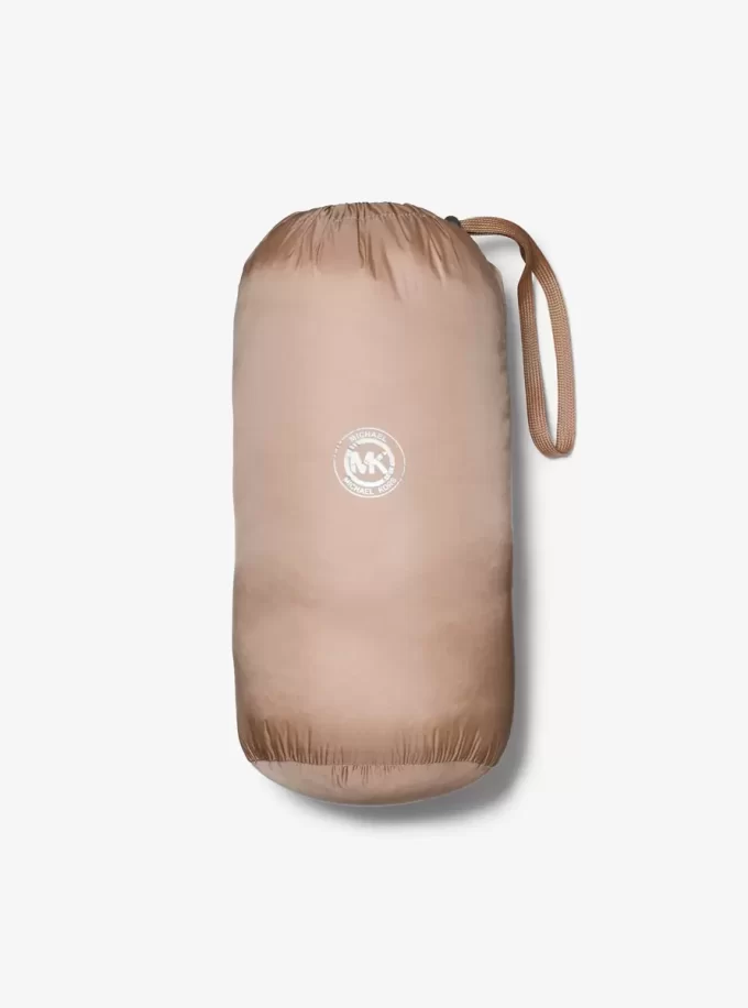 Vändbar jacka med Chevron-logotyp och vadderad nylon
